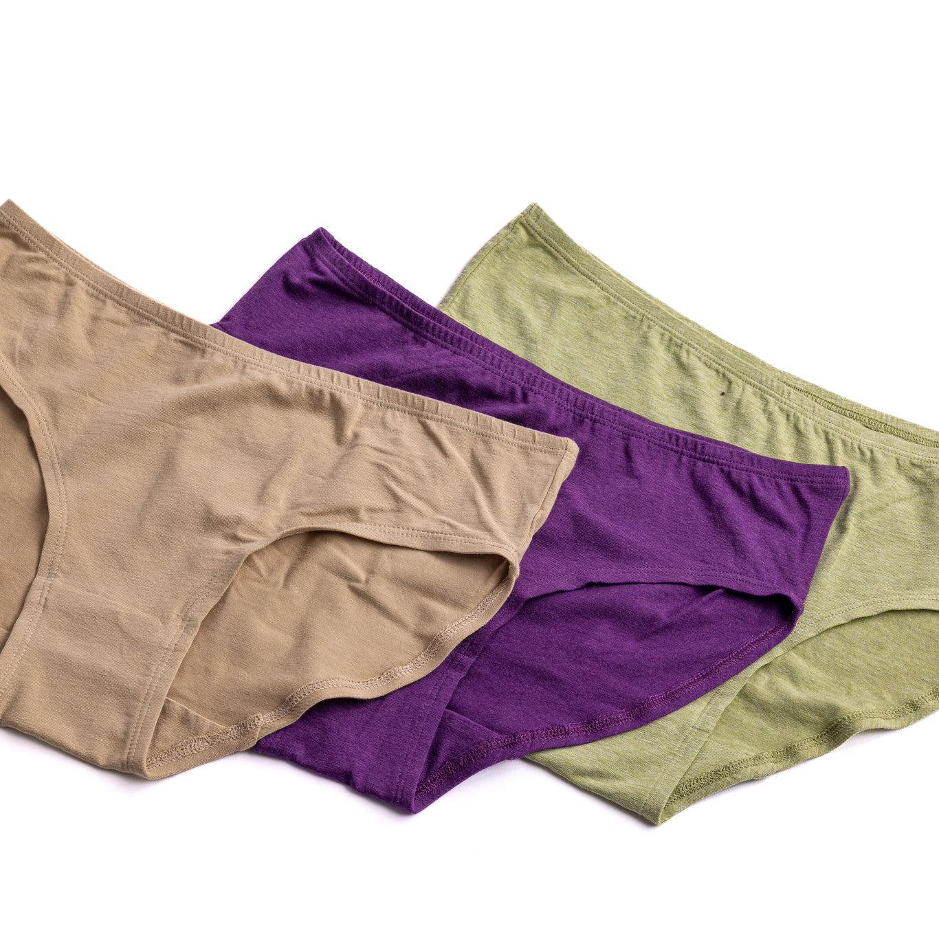 Organic Bamboo Inner elastic Mid waist Hipster for Women- Pack of 3's photograph that's made with an innovative bamboo and organic cotton fabric from Lavos Performance, a carbon neutral eco-fashion company. A hip-hugging hipster panty that gives you the feeling of freedom and comfort you have been looking for. It comes with a soft elastic waistband and a double-layered gusset to ensure comfort. Stabilize the temperature of your sensitive areas. Keep them cool & fresh all day long.