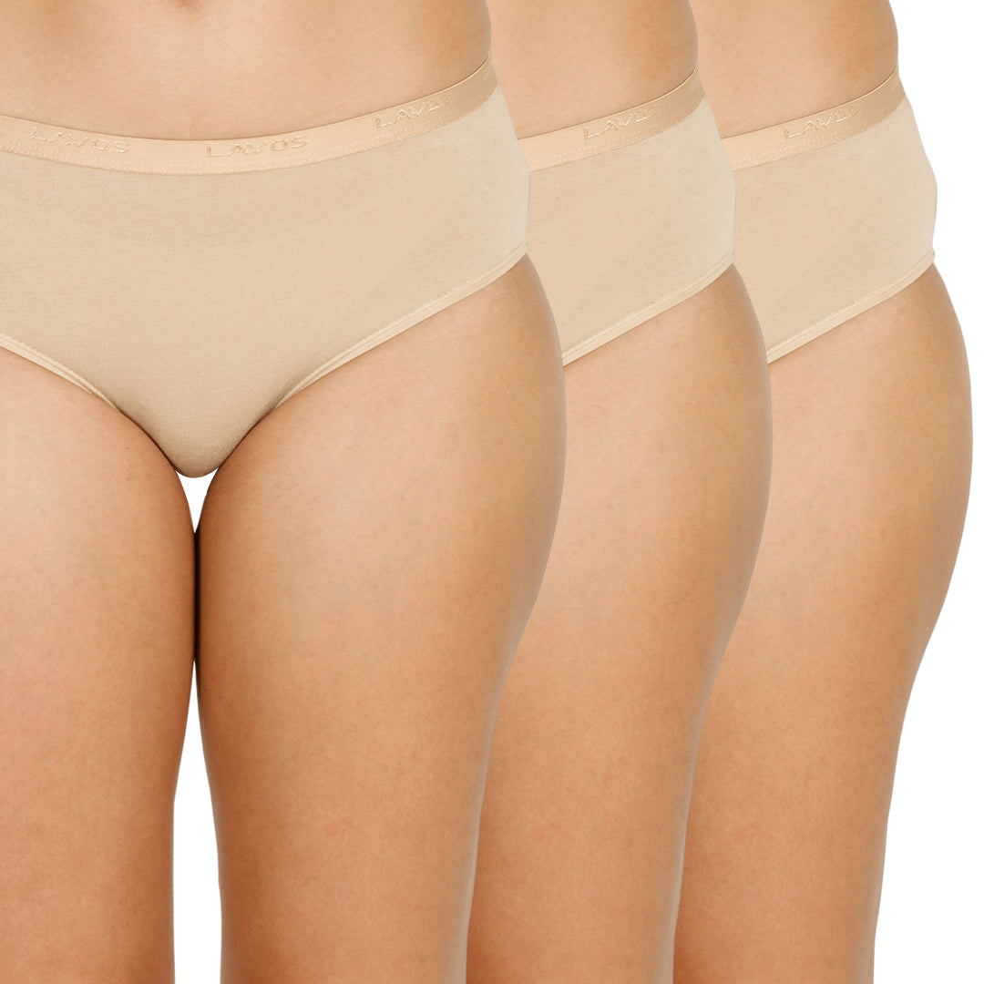 Organic Bamboo Outer elastic Mid waist Hipster for Women- Pack of 3's photograph that's made with an innovative bamboo and organic cotton fabric from Lavos Performance, a carbon neutral eco-fashion company. A hip-hugging hipster panty that gives you the feeling of freedom and comfort you have been looking for. It comes with a soft elastic waistband and a double-layered gusset to ensure comfort. This combo contains a pack of three non-transparent neutral colors panties for day-to-day needs.