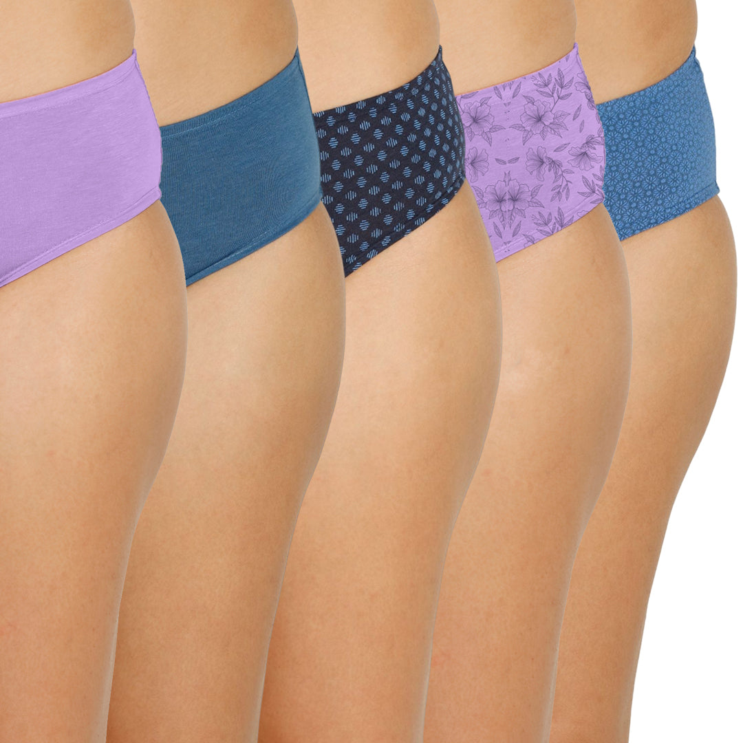 Organic Bamboo Inner elastic Mid waist Hipster for Women -Pack of 5's photograph that's made with an innovative bamboo and organic cotton fabric from Lavos Performance, a carbon neutral eco-fashion company. A hip-hugging hipster panty that gives you the feeling of freedom and comfort you have been looking for. It comes with a soft elastic waistband and a double-layered gusset to ensure comfort. This combo contains a pack of five non-transparent neutral colors panties for day-to-day needs. 