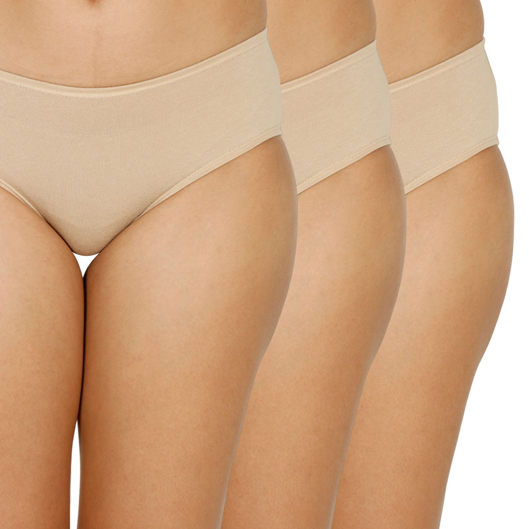 Organic Bamboo Inner elastic Mid waist Hipster for Women- Pack of 3's photograph that's made with an innovative bamboo and organic cotton fabric from Lavos Performance, a carbon neutral eco-fashion company. A hip-hugging hipster panty that gives you the feeling of freedom and comfort you have been looking for. It comes with a soft elastic waistband and a double-layered gusset to ensure comfort. Stabilize the temperature of your sensitive areas. Keep them cool & fresh all day long. 