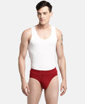 Lavos Mens Stretch Brief's photograph that's made with an innovative bamboo and organic cotton fabric from Lavos Performance, a carbon neutral eco-fashion company. Buy Stretch Brief For Men Online. Made with Bamboo Performance Technology, they are super soft, comfortable, 4-way stretchable, and wicks away sweat. Explore Latest Collection Of Bamboo Clothes At Lavos Performance.