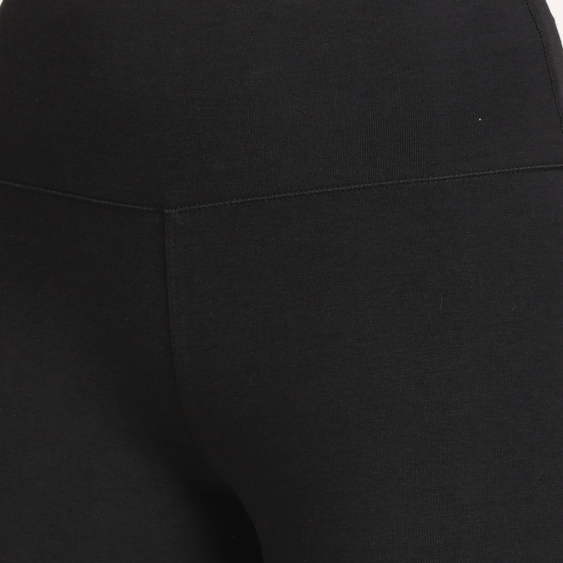 Organic Bamboo Running shorts for Women's photograph that's made with an innovative bamboo and organic cotton fabric from Lavos Performance, a carbon neutral eco-fashion company. Lavos Performance Cycling Shorts for Girls is amazingly soft to the skin, keeps the girls cooler in summers and warmer in winters, thanks to the Bamboo Performance Technology. The Shorts are naturally UPF 50+, so say bye to tan lines. Our Bamboo Activewear will provide you with the performance so that you can be You! 