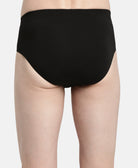 Lavos Mens Stretch Brief's photograph that's made with an innovative bamboo and organic cotton fabric from Lavos Performance, a carbon neutral eco-fashion company. Buy Stretch Brief For Men Online. Made with Bamboo Performance Technology, they are super soft, comfortable, 4-way stretchable, and wicks away sweat. Explore Latest Collection Of Bamboo Clothes At Lavos Performance.